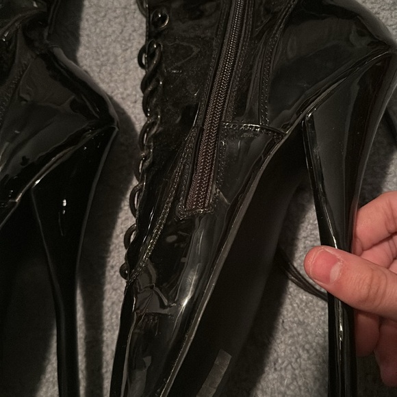 Devious ballet fetish heel boots. Size 7 - Picture 5 of 6
